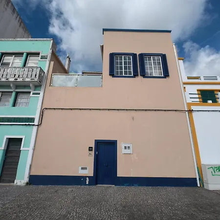 Ladomar Avenida * Horta (Azores)