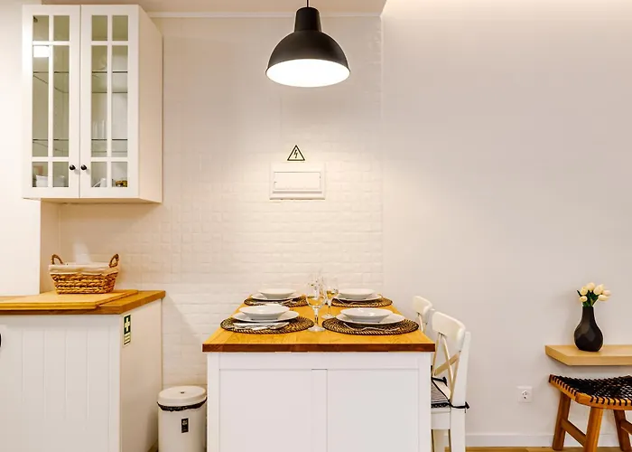 Ladomar Avenida * Horta (Azores)